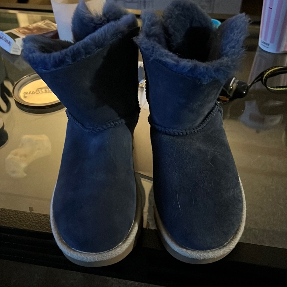 Brand new UGGs for sale free shipping